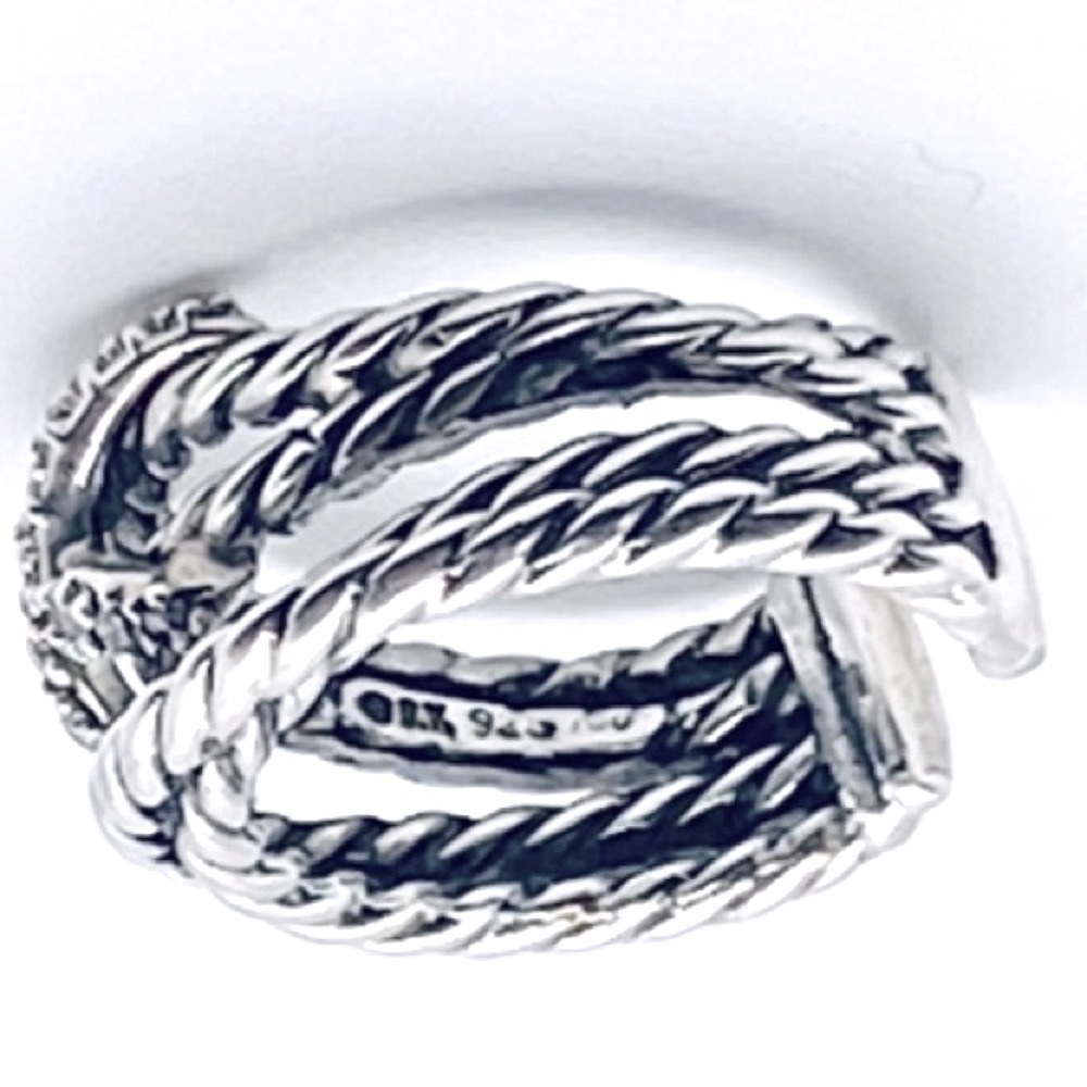 David Yurman Single X Crossover Ring W/Diamonds - Picture 9 of 10